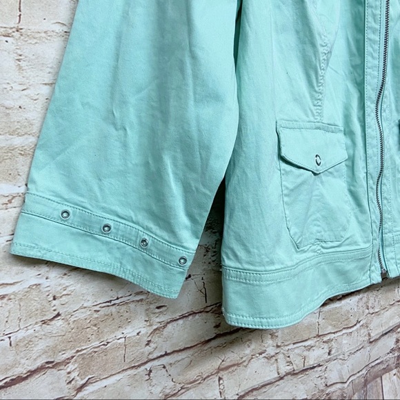 Chicos Womens Zip-Up Summer Jacket Size 1 (M) 3/4 Sleeve Rib Inset Iced Mint NWT - Picture 4 of 8